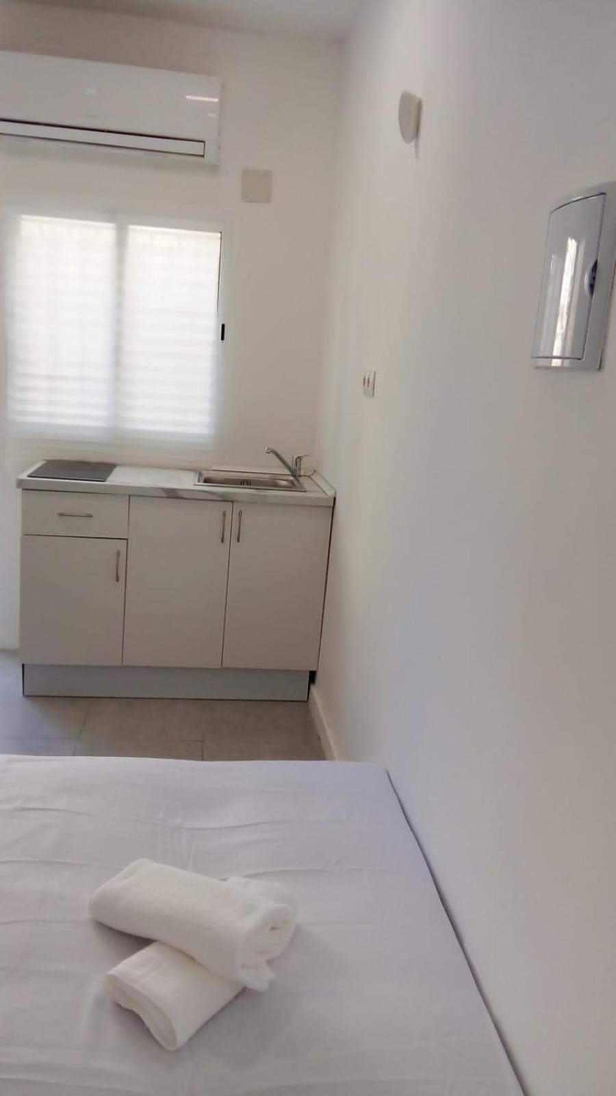 Estudio Encantador Cerca Del Carrefour Rosaleda 1 Málaga Exteriör bild