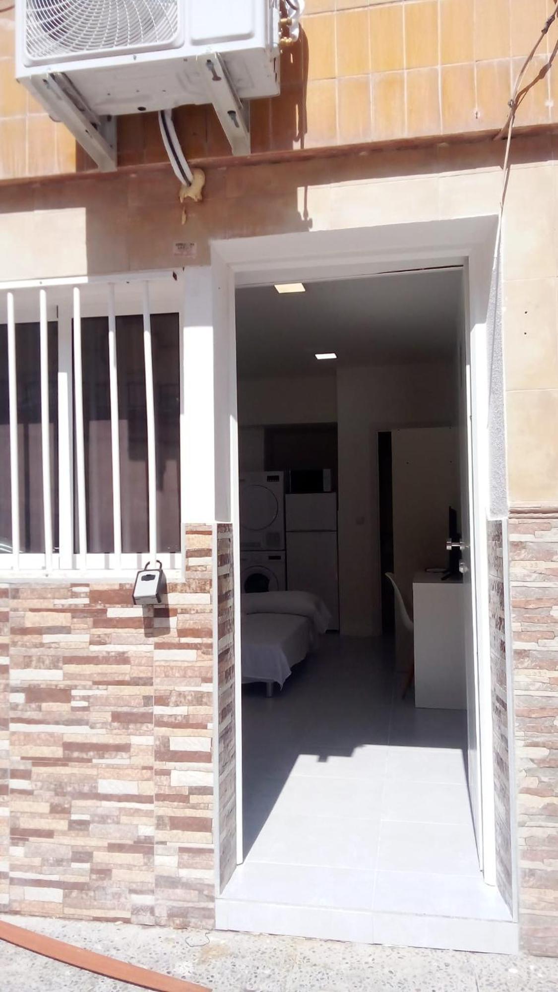 Estudio Encantador Cerca Del Carrefour Rosaleda 1 Málaga Exteriör bild