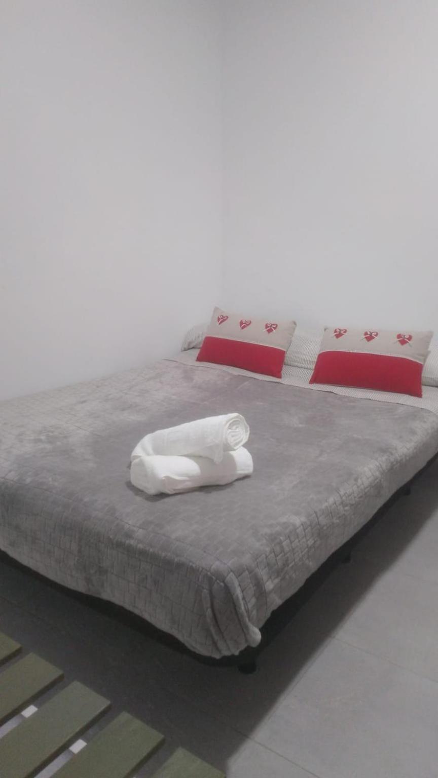 Estudio Encantador Cerca Del Carrefour Rosaleda 1 Málaga Exteriör bild